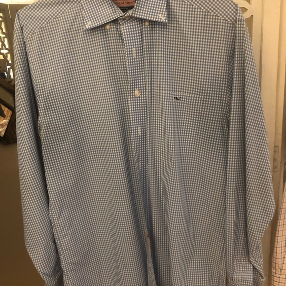 Multiple men’s button down vinyard vines shirts - Picture 4 of 8